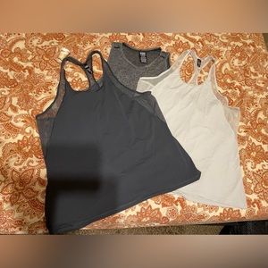 Pink Victoria’s secret’s Sport top set